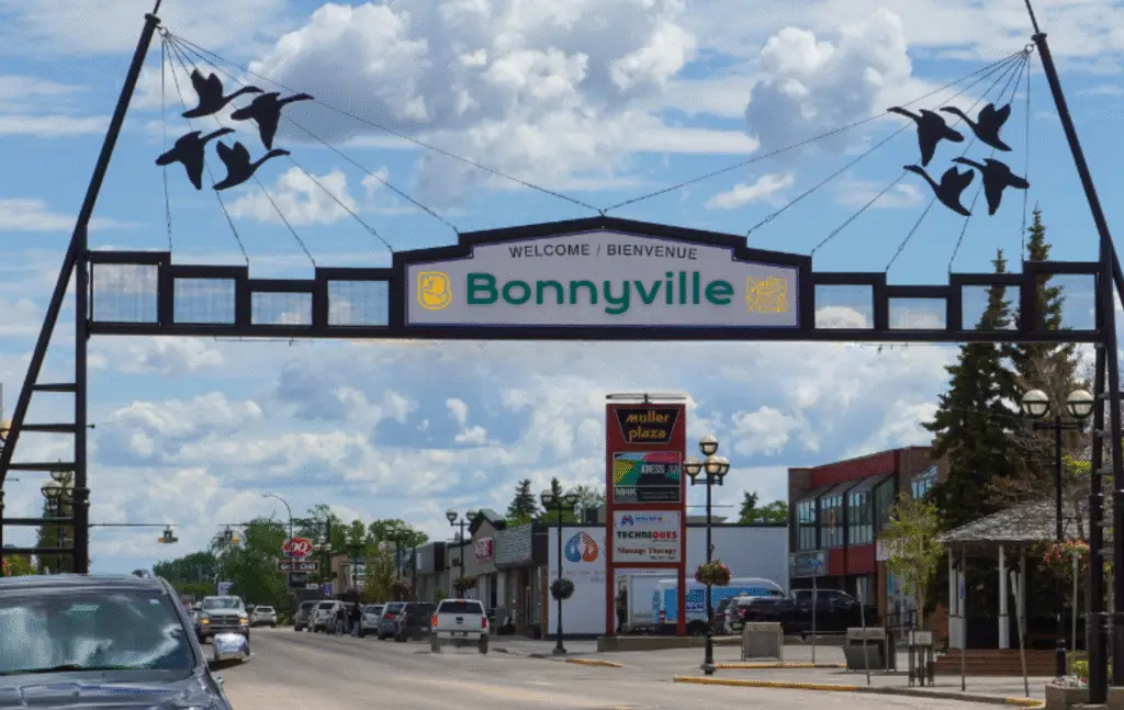 Bonnyville Shipping Containers